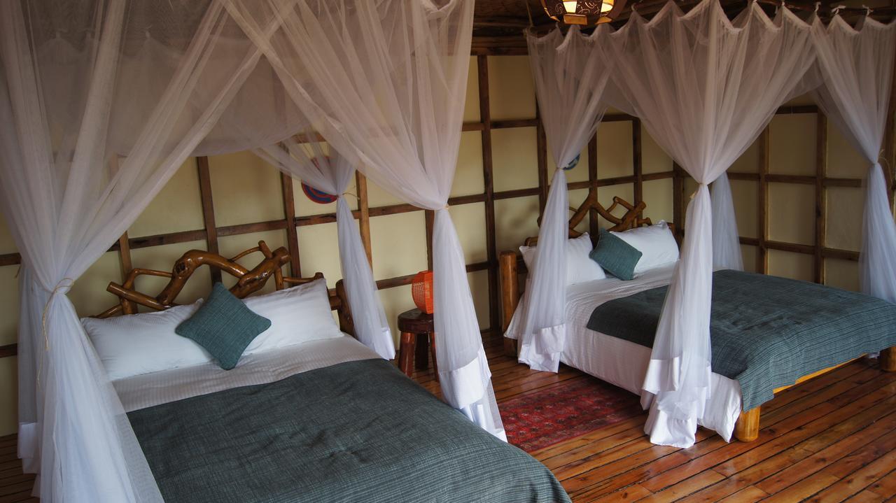 Buhoma Community Haven Lodge Bugambira Quarto foto
